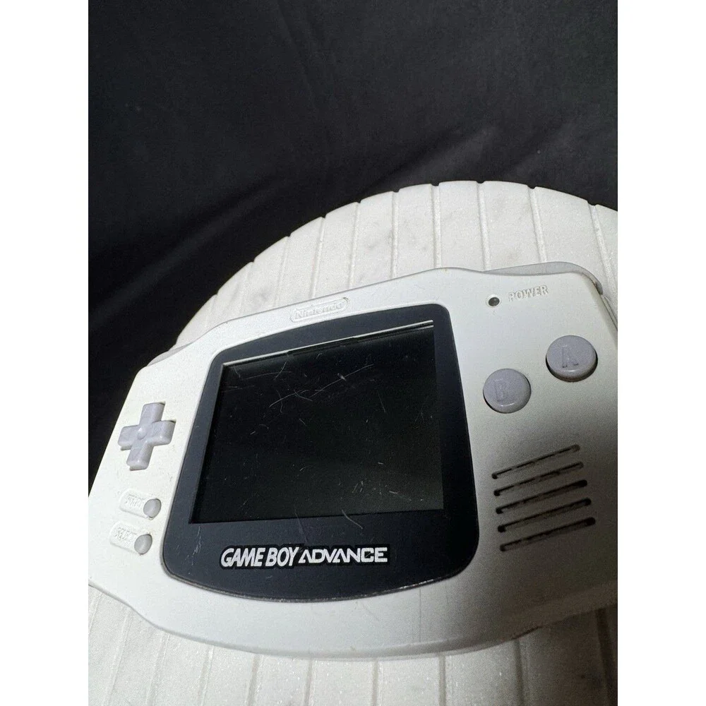 Nintendo Game Boy Advance GBA white Handheld Console (AGB-001) Tested